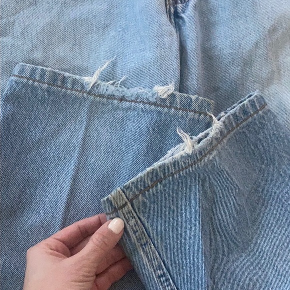 Levi’s Vintage Distressed Dad Jeans - Picture 12 of 13